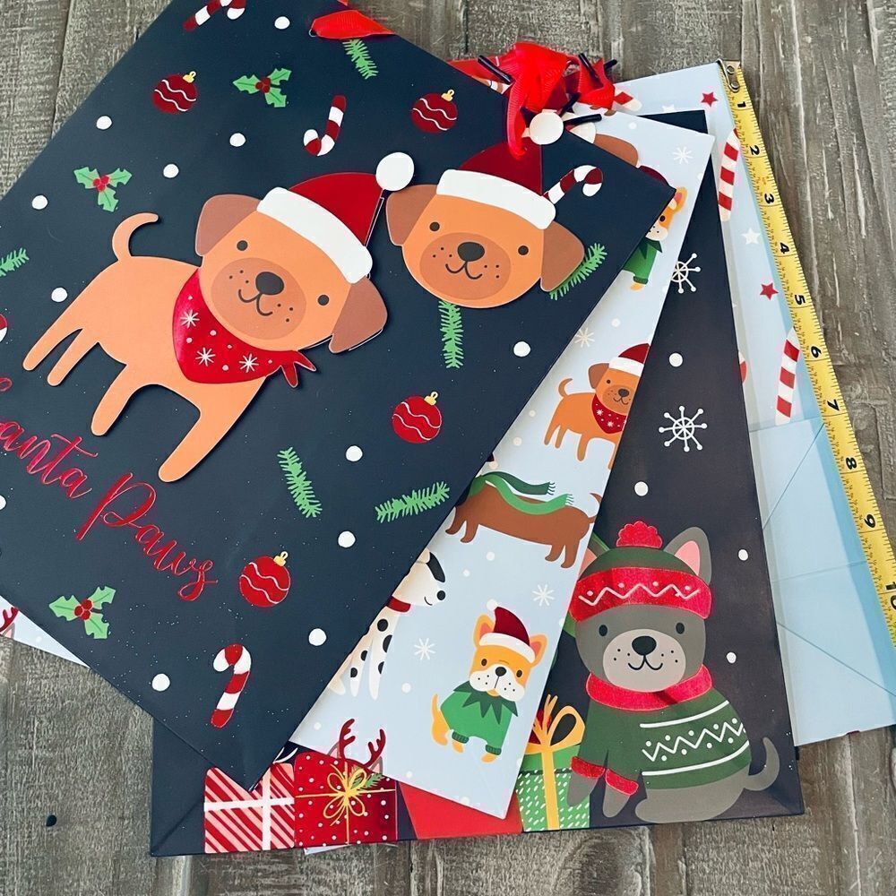 Christmas Dogs Happy Howlidays Gift Bags 4-pc Set - Picture 2 of 4